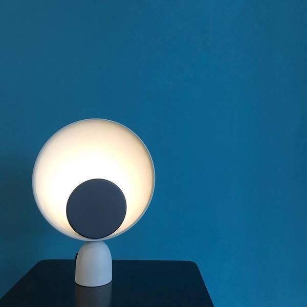 Blooper table lamp